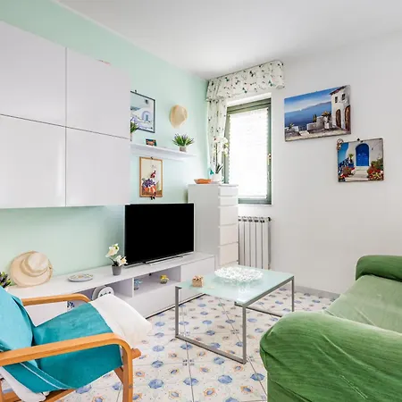 Apartment Sicily Beachside One Minute To The Shore Mascali